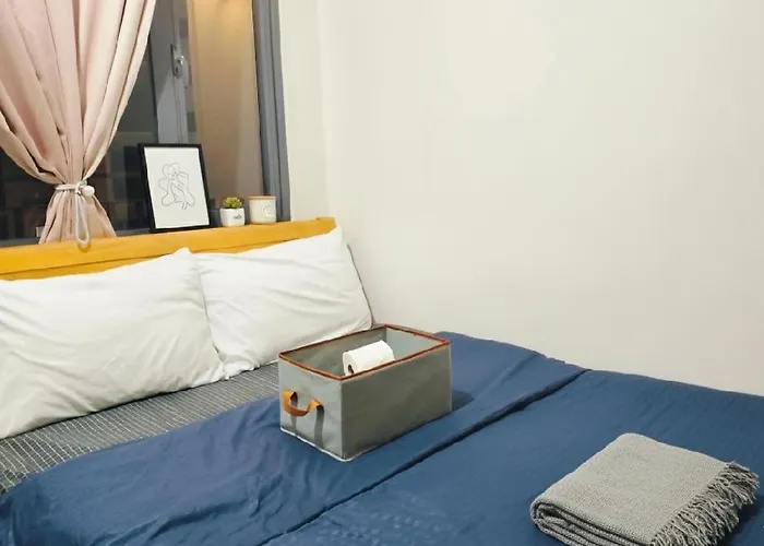 Apartment Very Mall Of *